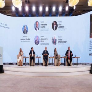 أولى جلسات منتدى شوشا الإعلامي العالمي الثالث تنطلق بعنوان “مقاربات مبتكرة: الثقافة الإعلامية في العصر الرقمي”