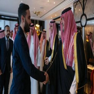 وزير الداخلية يلتقي مجموعة من منسوبي الوزارة المبتعثين للدراسة في بريطانيا