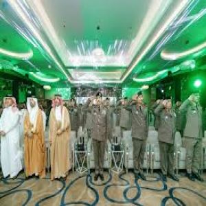 مدير الأمن العام يدشن عددًا من الخدمات في منصة "أبشر"