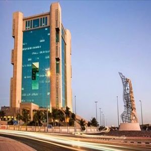 أمانة جدة تتلف 3.9 طن من اللحوم الفاسدة في موقع عشوائي