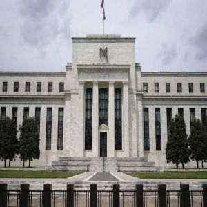 «الاحتياطي الفيدرالي» يثبت أسعار الفائدة للمرة الخامسة في 2025
