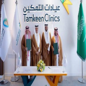 وزير الطاقة يطّلع على آليات عمل «عيادات التمكين» في الرياض