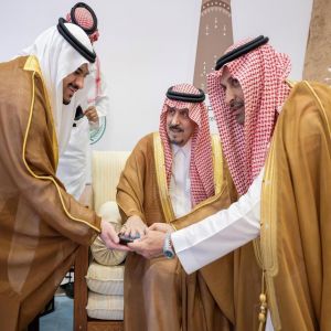 أمير منطقة الرياض يدشّن أعمال جائزة الرياض للتميز لتعزيز الريادة وتحفيز الإنجازات النوعية في المنطقة