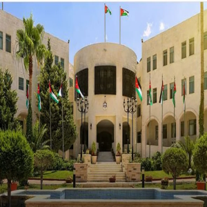 الأردن: نتابع الاعتداءات على سفاراتنا في الخارج مع الجهات المعنية لضمان محاسبة مرتكبيها