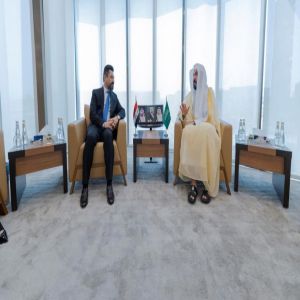 وزير العدل يلتقي نظيره العراقي ويوقعان برنامجًا تنفيذيًّا للتعاون العدلي