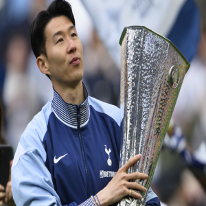 بعد عقد من التألق.. سون ينهي حقبته مع توتنهام وينتقل إلى الدوري الأمريكي