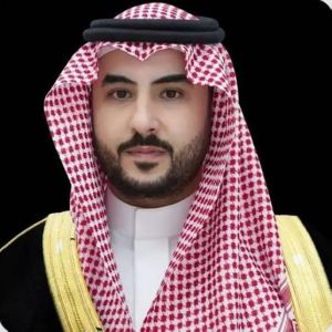 وزير الدفاع ونظيره الأمريكي يبحثان هاتفياً تعزيز الشراكة الثنائية بين البلدين