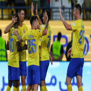 النصر يقترب من لاعب برشلونة