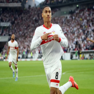 الأهلي يتعاقد مع نجم شتوتغارت.. موعد الوصول والتفاصيل