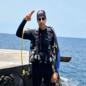 انتشال جثمان الغواص عرفات والاستعانة بفرق غوص متخصصة للبحث عن الزهراني