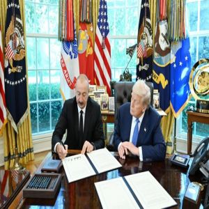 رئيس جمهورية أذربيجان يوقع مذكرة تفاهم مع الرئيس الأمريكي ويكمل اتفاق سلام تاريخي مع رئيس أرمينيا