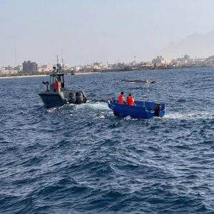 حرس الحدود ينقذ مواطنين تعطلت وسـيطتهما البحرية في ينبع
