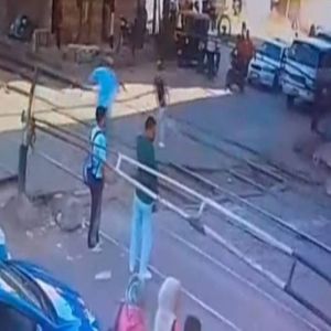 "سوبرمان مصر".. عم طارق أنقذ طفلاً من الموت بأعجوبة