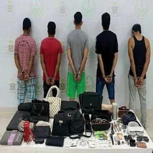 الرياض.. الإطاحة بـ5 مقيمين سرقوا منازل ومقتنيات شخصية