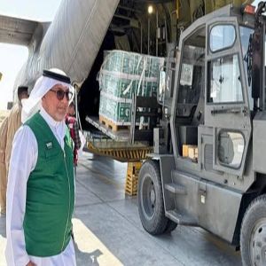 وصول الطائرة الإغاثية السعودية الـ59 إلى قطاع غزة