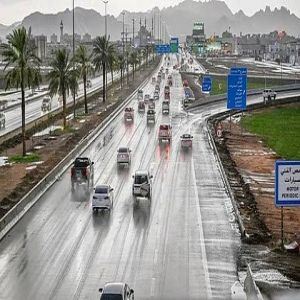 «الأرصاد» عن طقس الخميس: أمطار رعدية ورياح نشطة على عدة مناطق