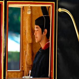 الأمير هيساهيتو... أول ذكر في العائلة الإمبراطورية اليابانية يبلغ الرشد منذ 40 عاماً