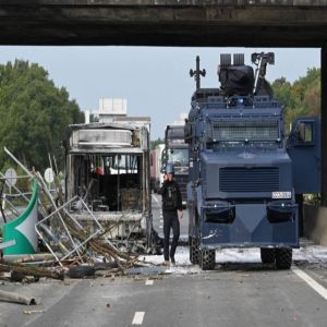 فرنسا.. اعتقال 200 شخص في المراحل الأولى من يوم الاحتجاجات