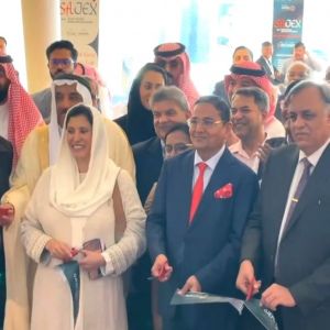 افتتاح معرض المجوهرات الدولي SAJEX 2025 في جدة بحضور رسمي من السعودية والهند
