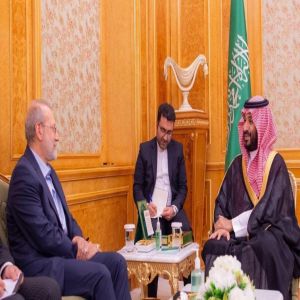 سمو ولي العهد يستقبل الأمين العام للمجلس الأعلى للأمن القومي الإيراني