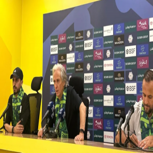 جيسوس يوجه رسالة لجماهير النصر بخصوص العمري