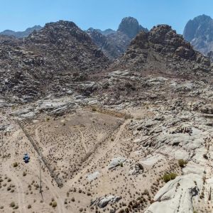 سمو وزير الثقافة يعلن عن اكتشاف أقدم مستوطنة بشرية معمارية في الجزيرة العربية