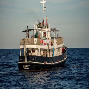 “أسطول الصمود” على بُعد 825 كم من غزة وسط تهديد من الطائرات المسيرة