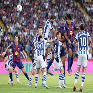 برشلونة يتصدر الدوري الإسباني بالفوز على سوسيداد