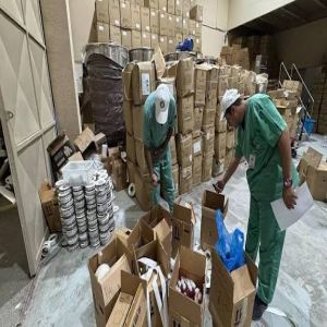 أمانة الرياض تضبط مستودعًا لتصنيع سجائر إلكترونية مقلدة داخل العاصمة