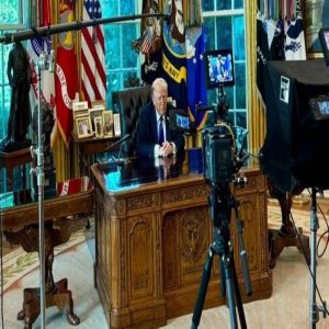 ترامب: يجب على إسرائيل التوقف عن قصف غزة فوراً