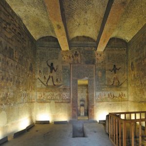 مصر.. اختفاء لوحة أثرية نادرة والسلطات تحقق في الواقعة