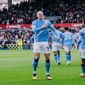 هالاند يقود مانشستر سيتي لفوز صعب على برنتفورد