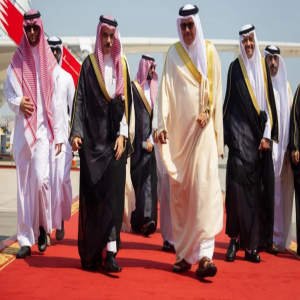 سمو وزير الخارجية يصل إلى البحرين لترؤس اجتماع اللجنة التنفيذية لمجلس التنسيق السعودي البحريني