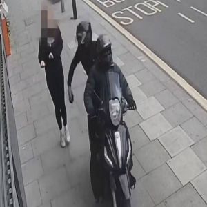 توقيف 46 شخصا في لندن في "أكبر" عملية دولية لمكافحة سرقة الهواتف