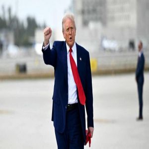 ترامب يُصعّد: رئيس بلدية شيكاغو وحاكم إيلينوي "يجب أن يكونا في السجن"