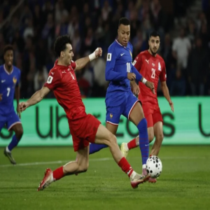 مبابي يقود فرنسا للفوز على أذربيجان في تصفيات كأس العالم