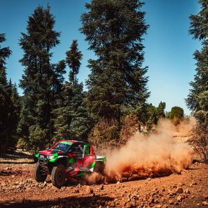 العالمي يزيد الراجحي يواصل تحضيراته المكثفة قبل إنطلاق داكار عبر رالي المغرب 2025