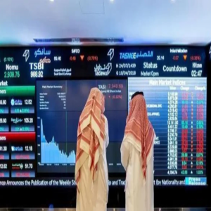مؤشر سوق الأسهم يغلق مرتفعًا