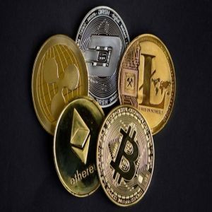 العملات المشفرة تفقد 150 مليار دولار.. والبتكوين دون 112 ألف