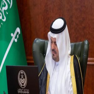 نائب أمير مكة يؤكد ضرورة مضاعفة الجهود لتقديم أفضل الخدمات لضيوف الرحمن