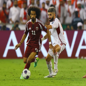 قطر تهزم الإمارات وتتأهل إلى مونديال 2026