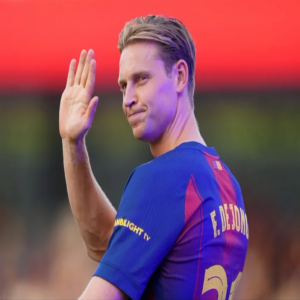 برشلونة يمدد تعاقده مع دي يونج حتى عام 2029