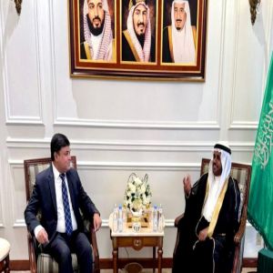 المندوب السعودي الدائم لدى التعاون الإسلامي يستقبل نظيره “البنجلاديشي”