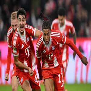 بايرن يفوز على دورتموند وينهي مسيرته الخالية من الهزائم