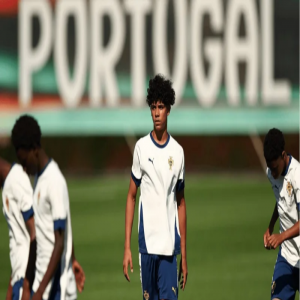 استدعاء نجل رونالدو لمنتخب البرتغال تحت 16