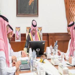 أمير المدينة المنورة يرأس اجتماع مجلس أمناء جائزة المدينة المنورة