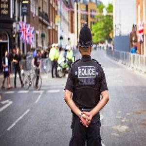 شرطة لندن تمنع مظاهرة لليمين المتطرف في حي مسلم تجنبا للاضطرابات