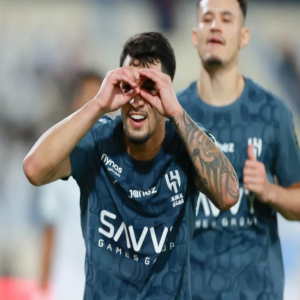 الهلال يتخطى الأخدود ويبلغ ربع نهائي كأس الملك