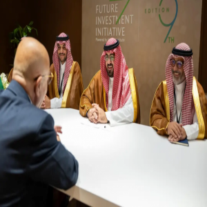 وزير الاقتصاد والتخطيط يلتقي وزير الاقتصاد والصناعة السوري وزير الاقتصاد والتخطيط يلتقي وزير الاقتصاد والصناعة السوري