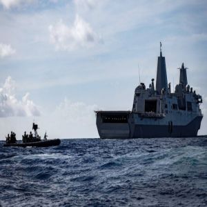 الجيش الأمريكي يقتل 3 أشخاص في هجوم على سفينة في الكاريبي